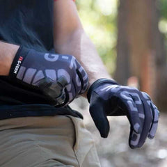 G-Form Sorata Mountain Bike MTB Gloves - Turquoise
